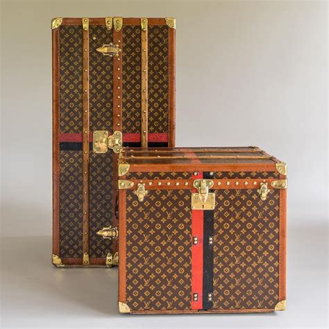 louis vuitton supreme trunk|louis vuitton vintage trunks.